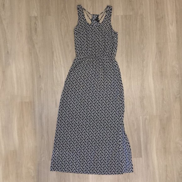 Banana Republic Patterned Maxi Dress - Picture 4 of 7